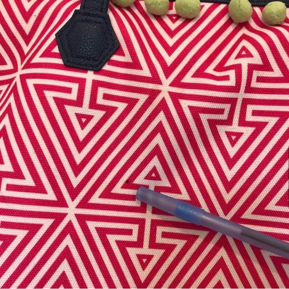 Jonathan Adler & Clinique Pattern Pink Tote - Picture 9 of 14